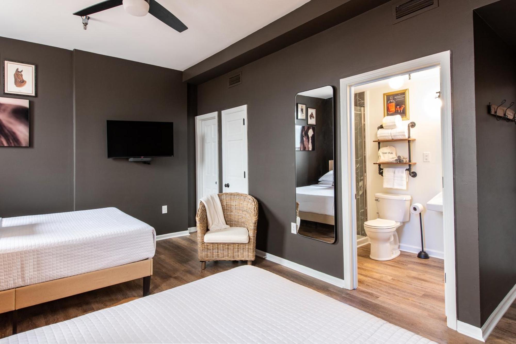 The Woodford Hotel Versailles Стая снимка