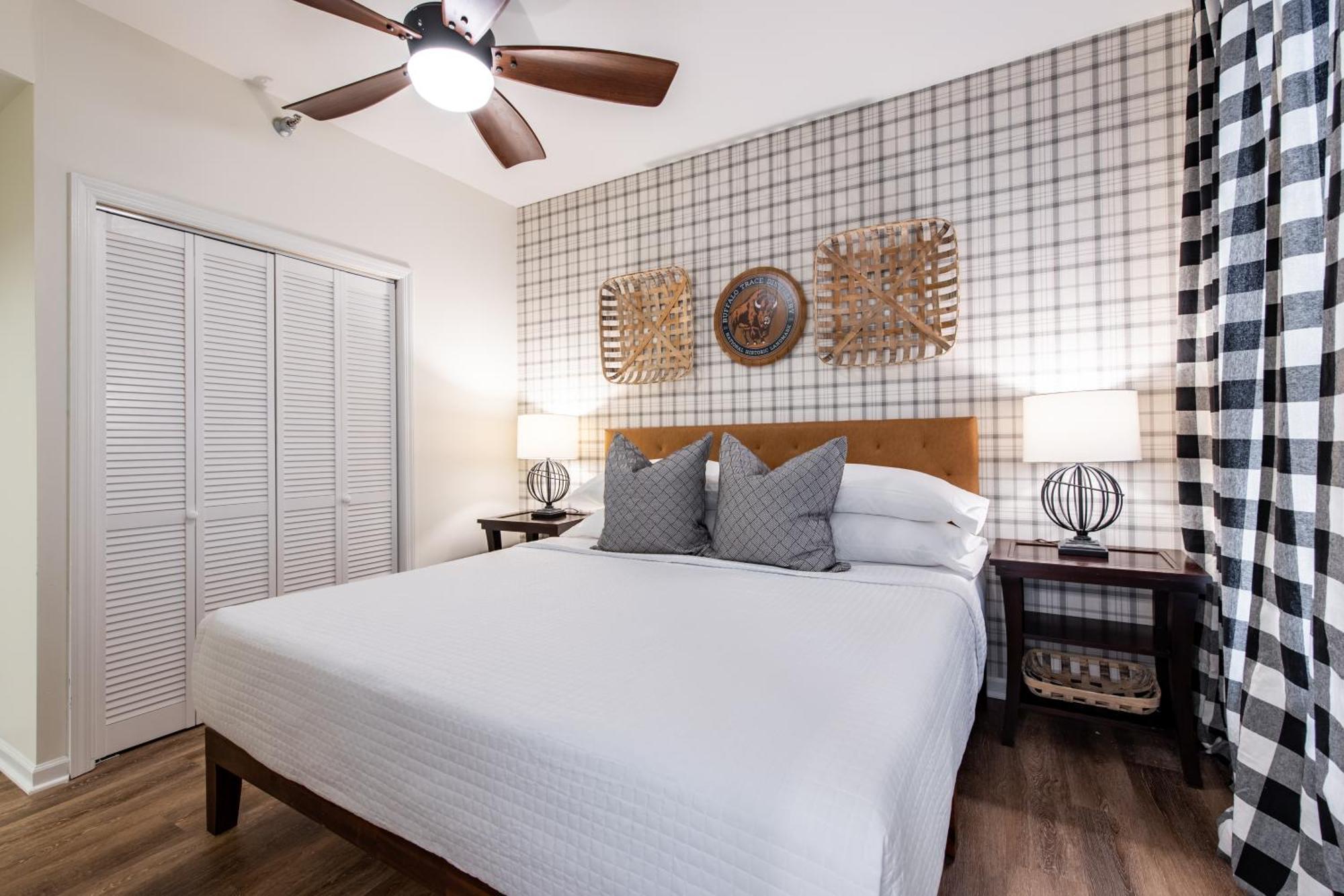 The Woodford Hotel Versailles Стая снимка