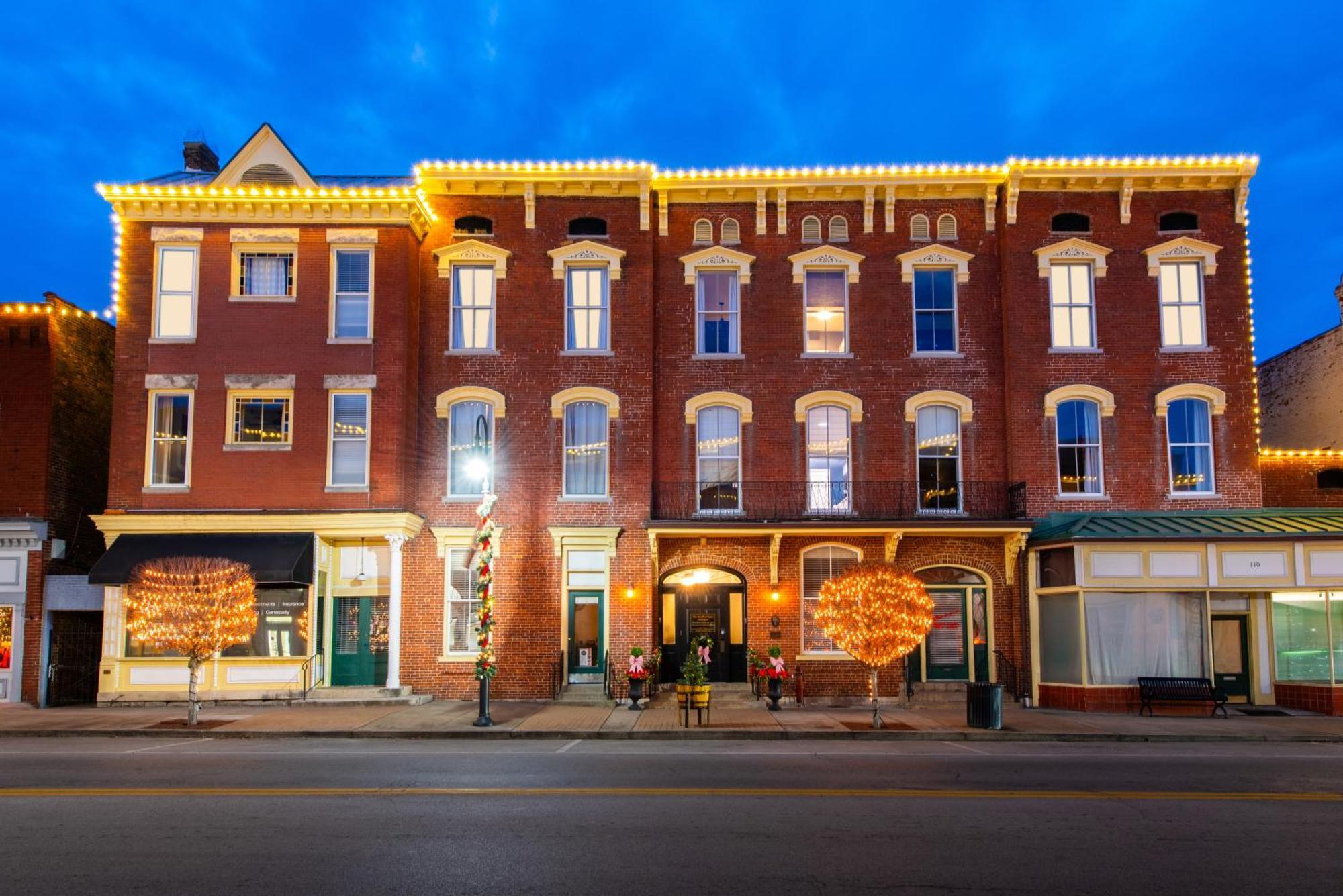 The Woodford Hotel Versailles Екстериор снимка
