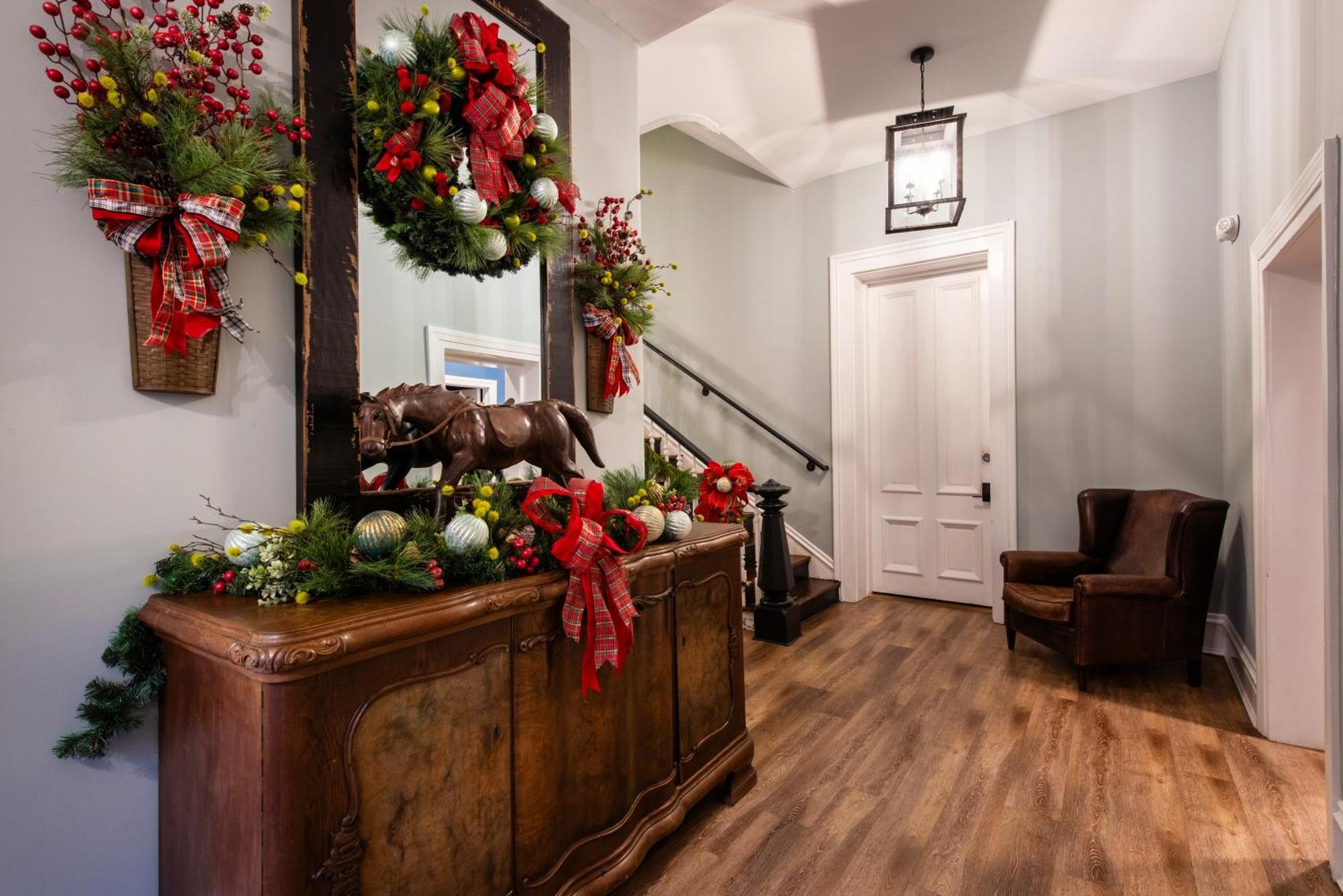 The Woodford Hotel Versailles Екстериор снимка